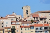 Visitate e soggiornate nella Vecchia Antibes per le vostre vacanze